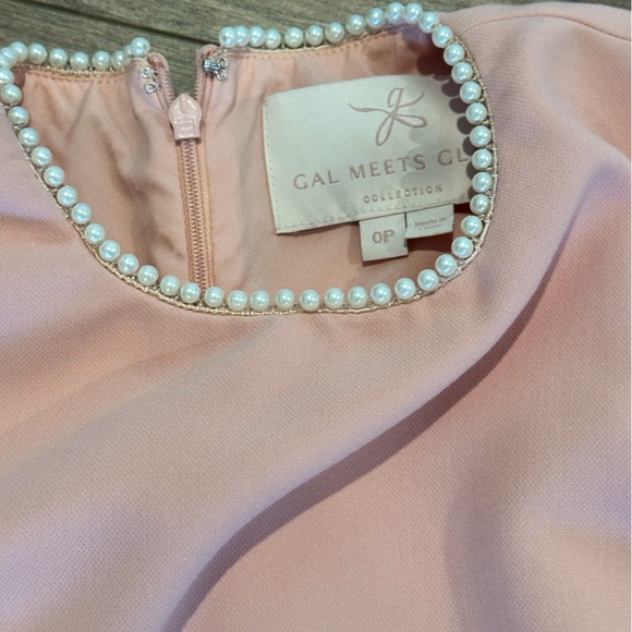 Gal Meets Glam Pearl Trim Jumpsuit in Puff Pink Size 0P - Picture 6 of 12